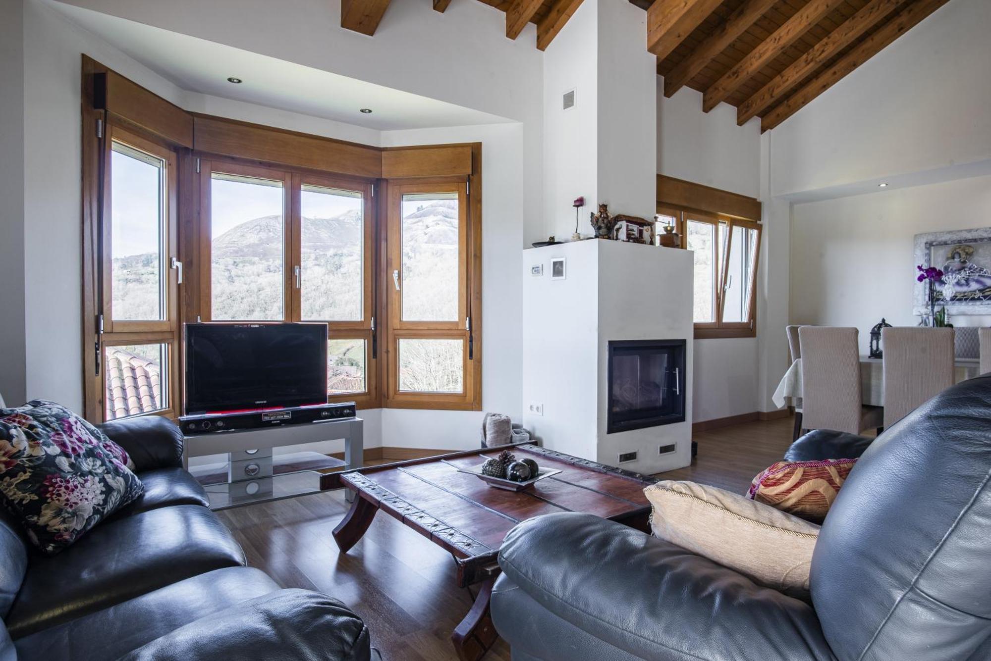 Apartamentos Cangas Relax En Grupo Onís Eksteriør bilde